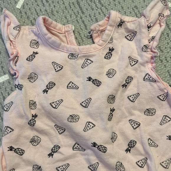 RAE DUNN ARTISAN PINK BABY ROMPER, SWEETEST BABY EVER, SET OF 2, SIZE 0-3M - Picture 7 of 9